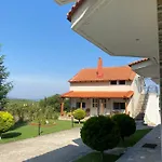 ανέστης Πανσιόν 3*