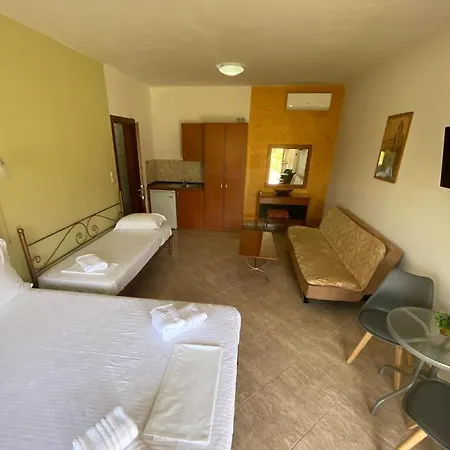 Guest house Anestis Angistron